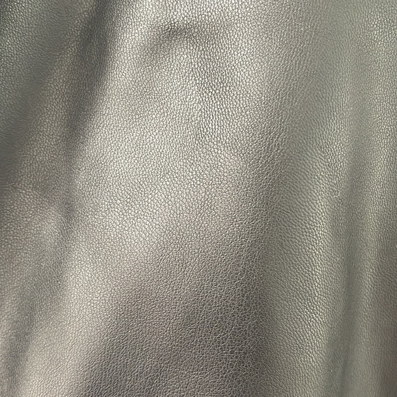 Maternity faux leather leggings - Picture 2 of 5